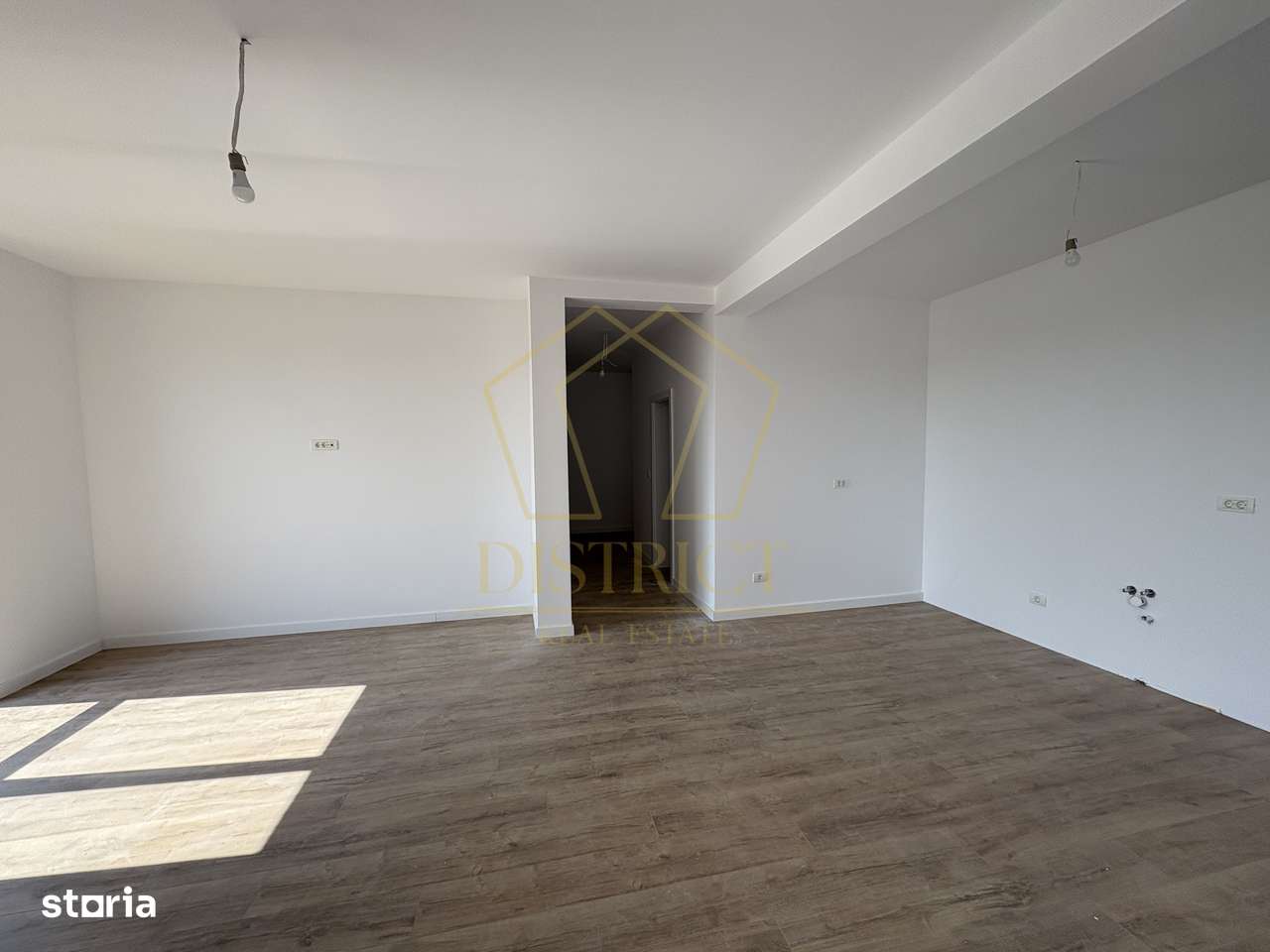 Apartament cu 2 camere si curte 45mp | Mosnita Noua - Imagine principală: 4/8