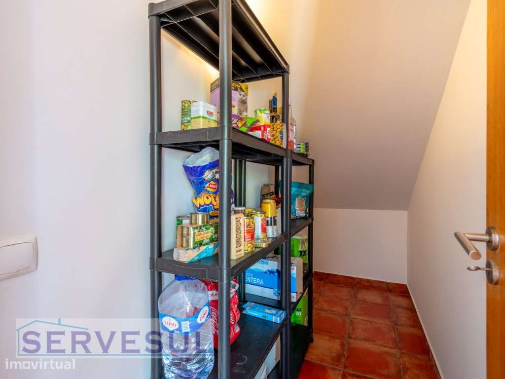 Luxuosa Moradia de luxo de 2 andares composta por 4 quartos, com um...-42