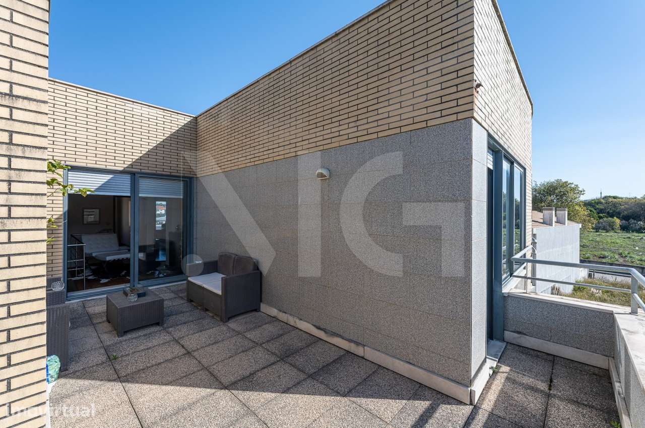 T3 Duplex com Terraço, Vistas Mar e Garagem Fechada na Madalena - Gaia-22