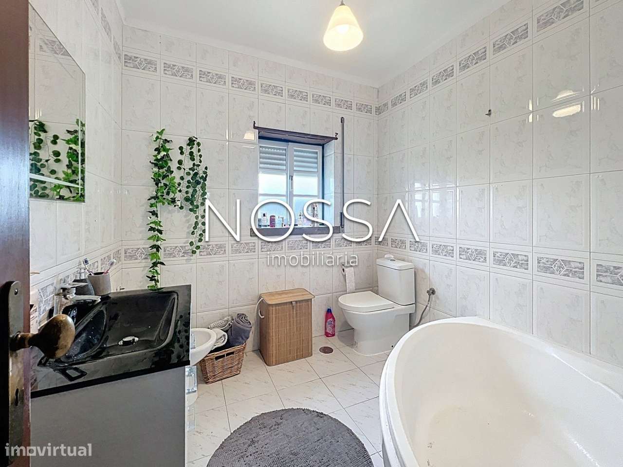 Moradia Bi-familiar | Renovada | Piscina | Caldas Rainha-20