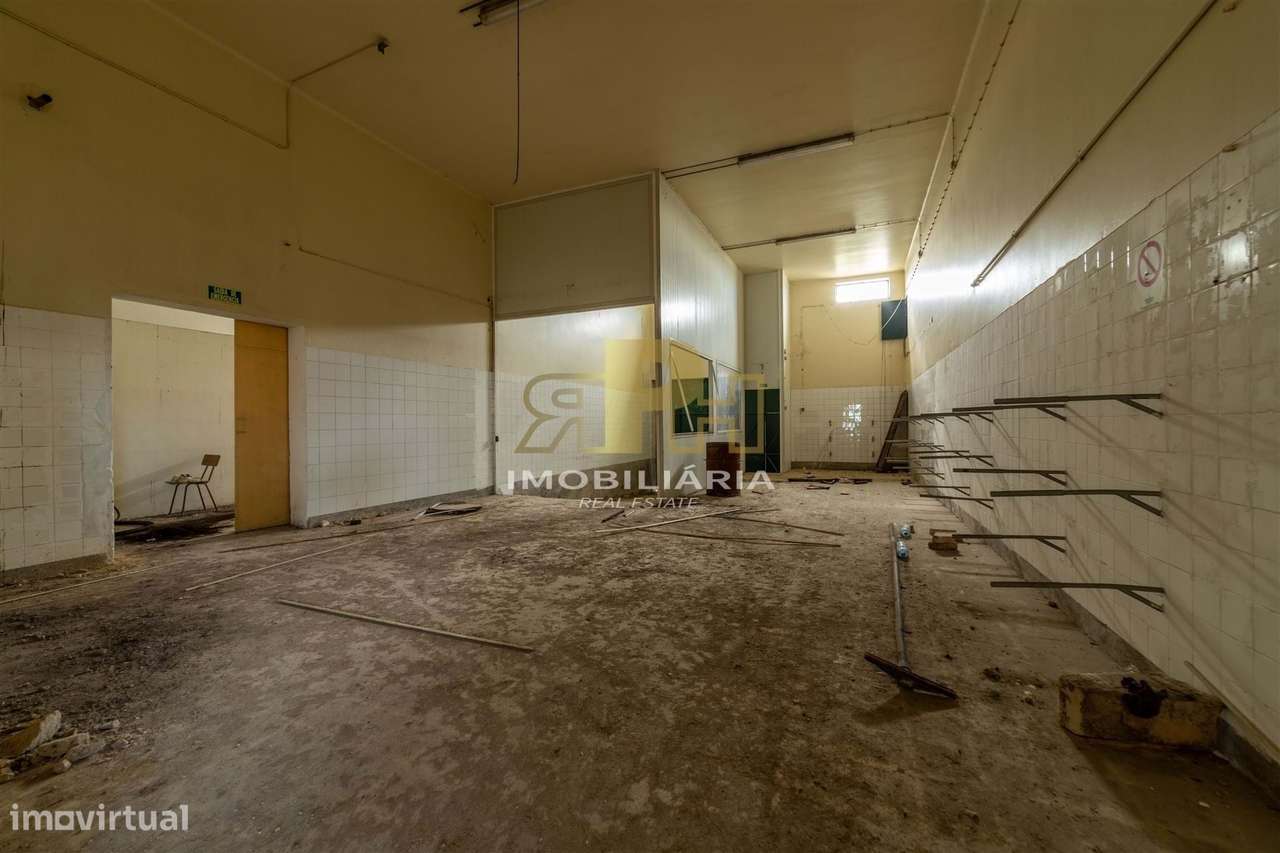 Armazém T6 Venda em Alcanhões,Santarém-15