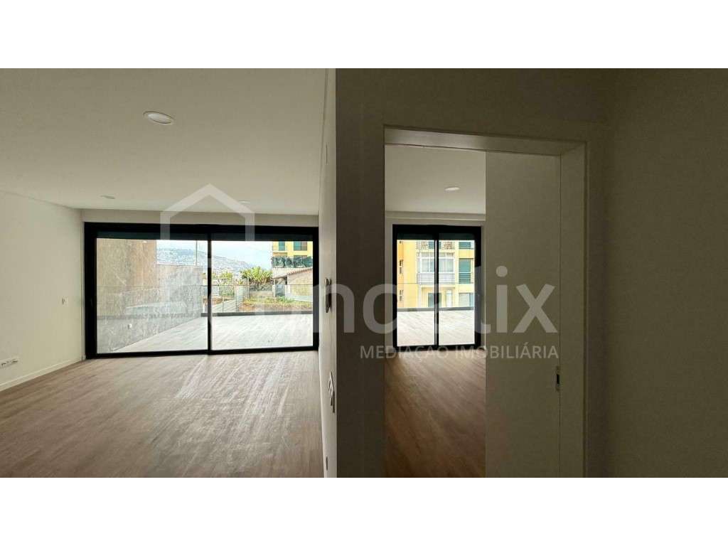 Apartamento T2 nos Barreiros - Grande imagem: 3/18