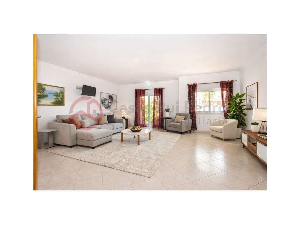 Moradia T5 com Sótão amplo e 1000m2 de lote, Redondos, Fernão Ferro - Grande imagem: 2/37