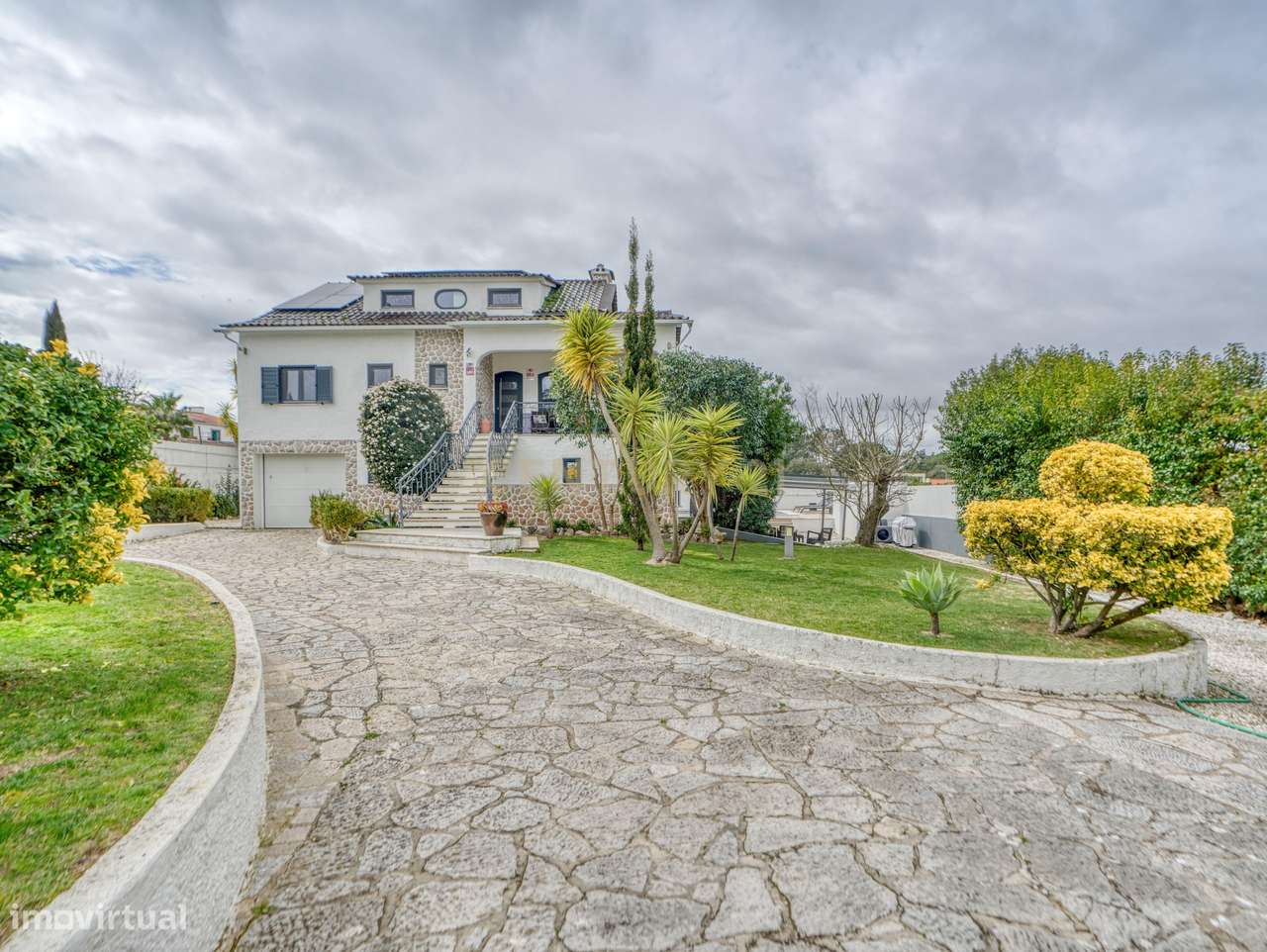 Magnífica Moradia T6 com Piscina, Garagem e Vista Desafogada em Sesimb-54