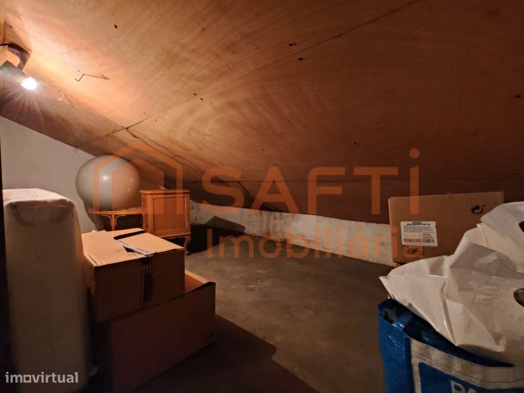 APARTAMENTO T2 MAIS ARRECADAÇÃO.-27