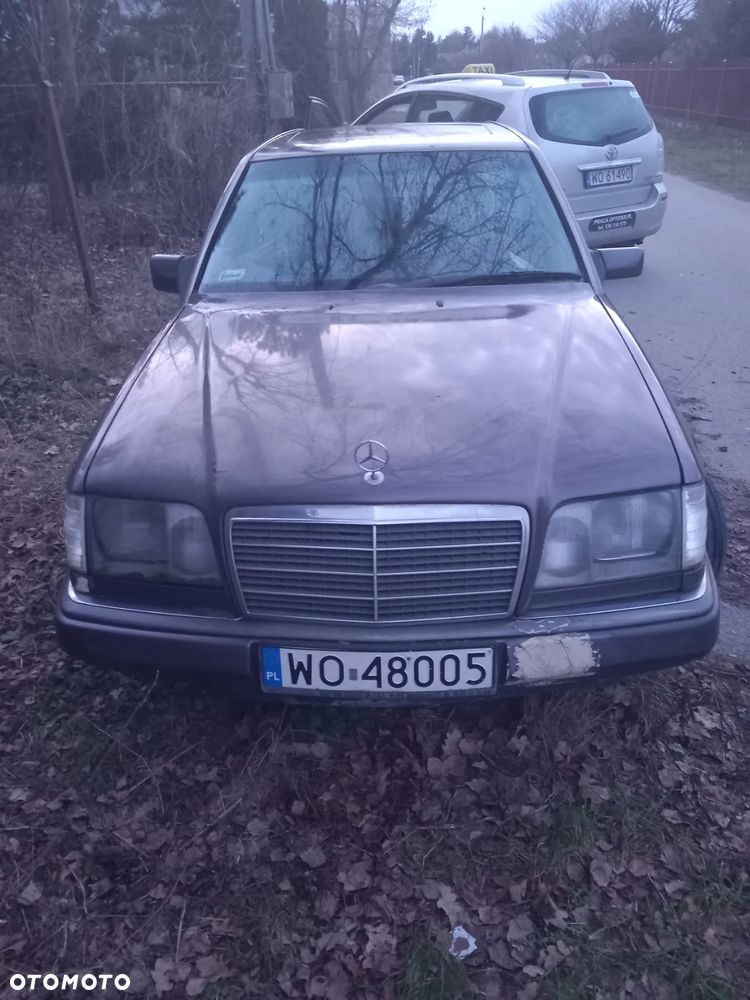 Mercedes - Benz W124
