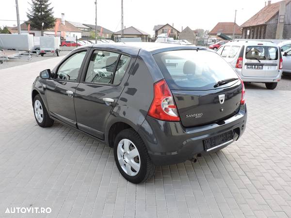 Dacia Sandero 1.4 MPI Preference - 4