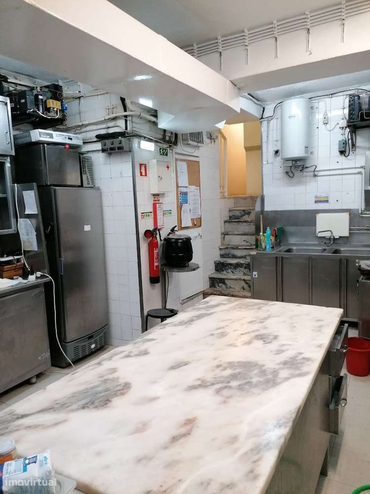 Trespasse Pastelaria Av. Novas com renda de 550€ mensais - Grande imagem: 5/8