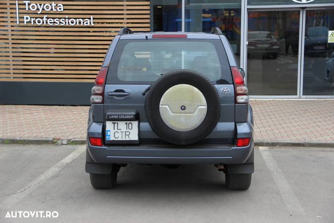 Toyota Land Cruiser 3.0 TD-4D Aut VX - 6