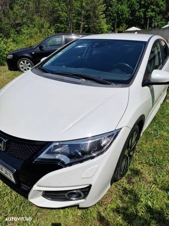 Honda Civic 1.8 i-VTEC MT Elegance - 10