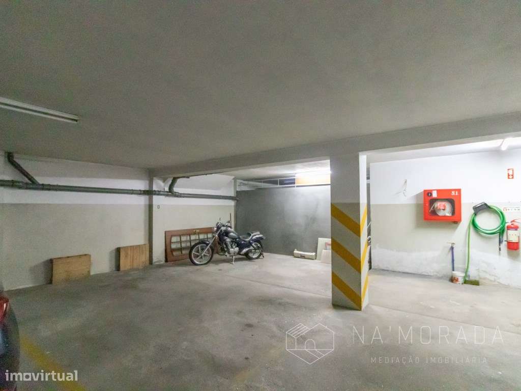 Apartamento T3 em Sanguedo em Edifício Modernizado e Ótimos Acessos-28