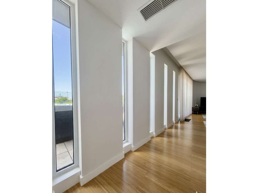 Penthouse T4 | Praça Velasquez | Terraço Privativo com Jacuzzi-14