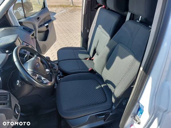 Ford Transit Connect - 14