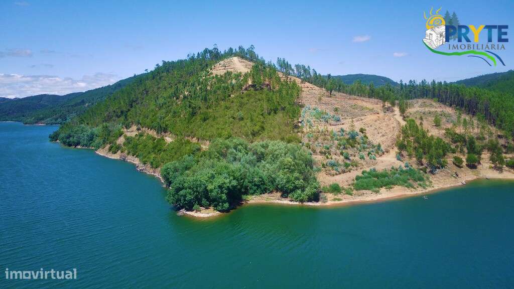 Terreno rústico confinante e com uma vista incrível sobre o Rio Zêzere-3