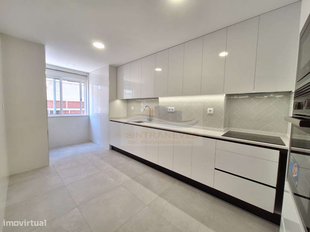 T3 Duplex na Venda Nova, acabamentos de topo - Grande imagem: 4/48