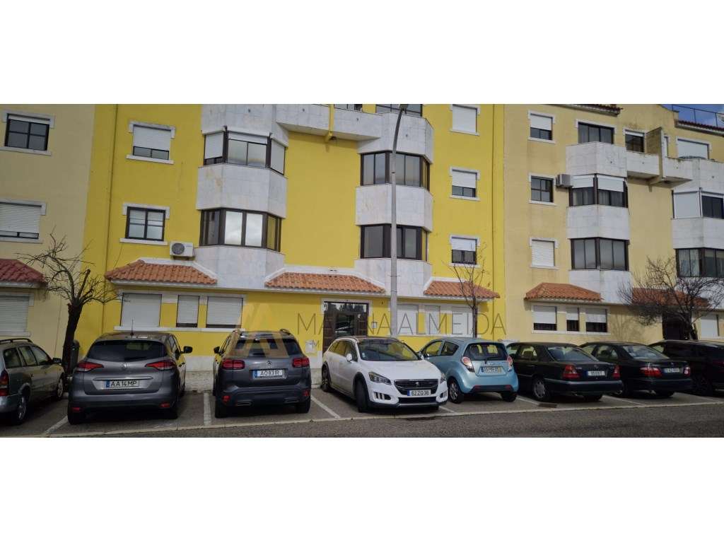 Apartamento t2 ( 3 assoalhadas ), rés do chão com arrecadação, junt...-21