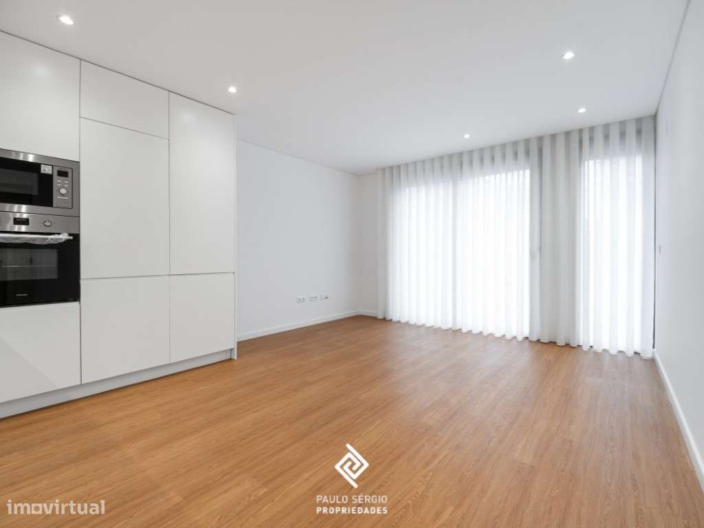 Arrenda-se T2 novo no Centro de Espinho, a 300m das praias e Estaçã... - Grande imagem: 5/15