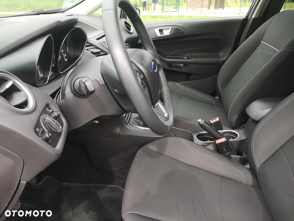 Ford Fiesta 1.0 Ambiente - 12