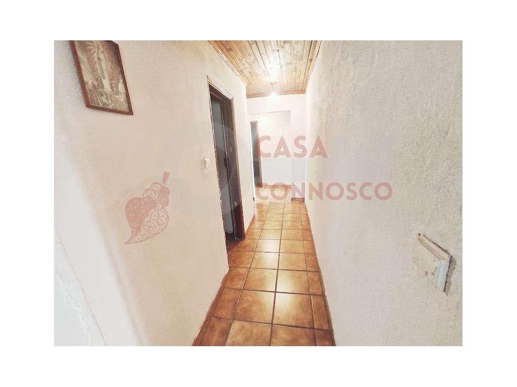 Moradia M4 com vistas fantásticas-13