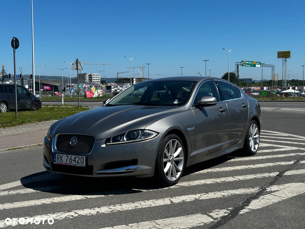 Jaguar XF 2.2 Diesel Sportbrake - 3