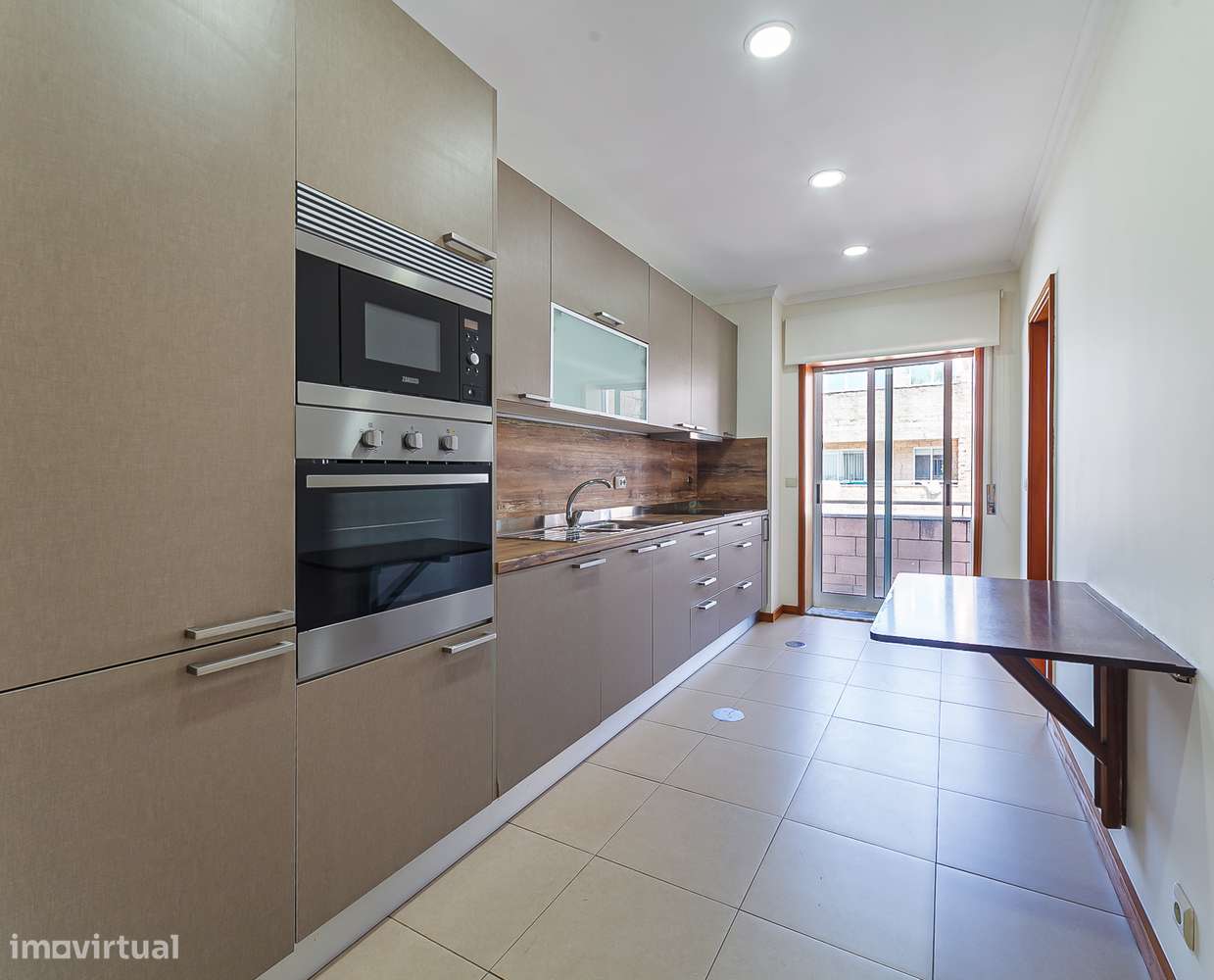 T2 com 127 m², vista mar, box fechada, excelente exposição Solar-8