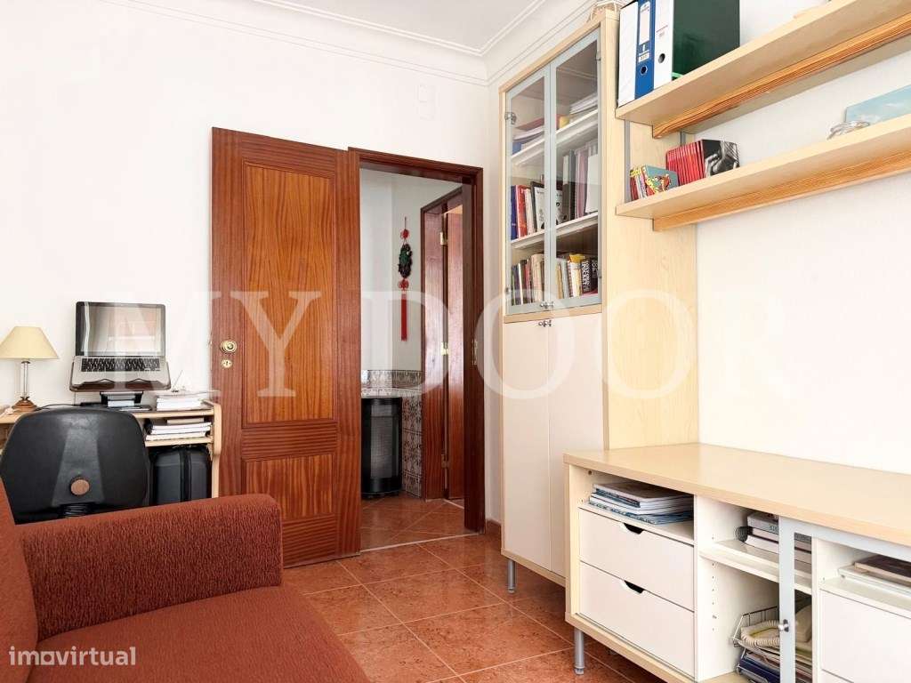 Apartamento T2 em Moscavide - Excelente Área - TERRAÇO 25M-22