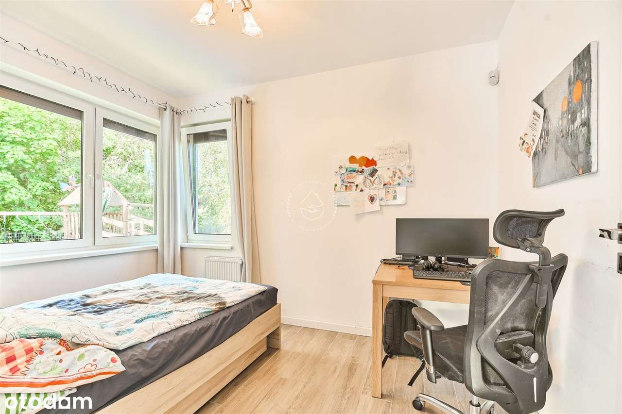 Funkcjonalny dom 6 pok. z fotowoltaiką 9,4 kW.-19