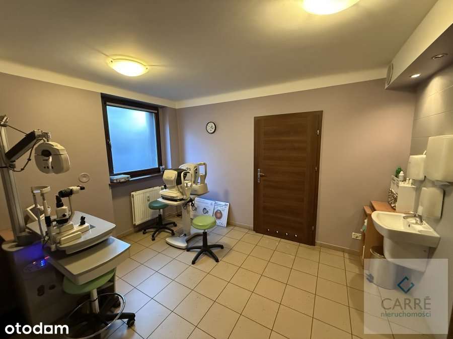 Do sprzedania lokal w Centrum.-7