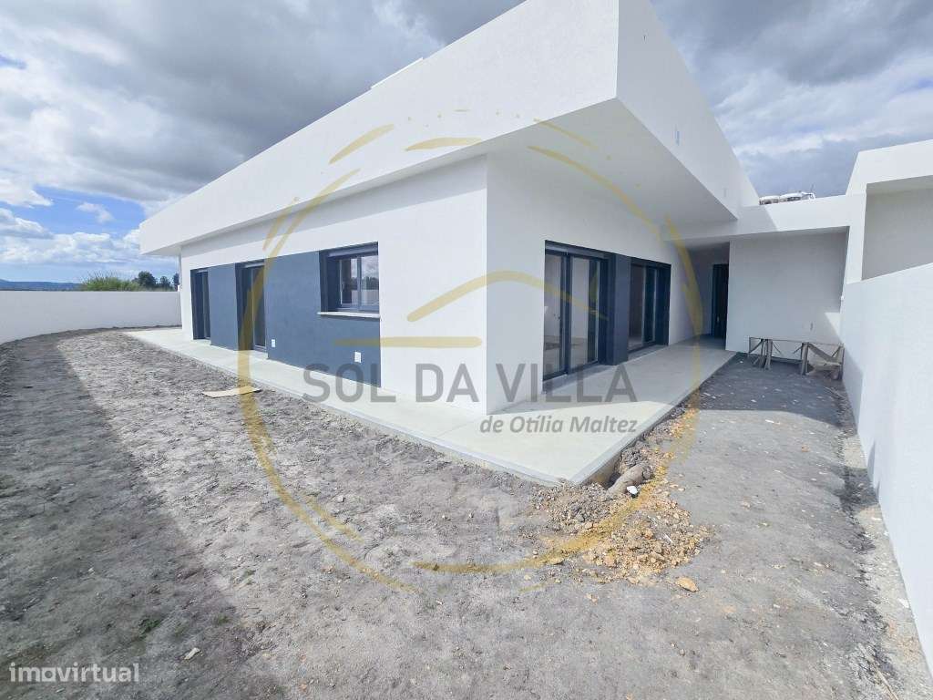 Moradia T4 Isolada Térrea - Quinta do Anjo - 600.000€-3