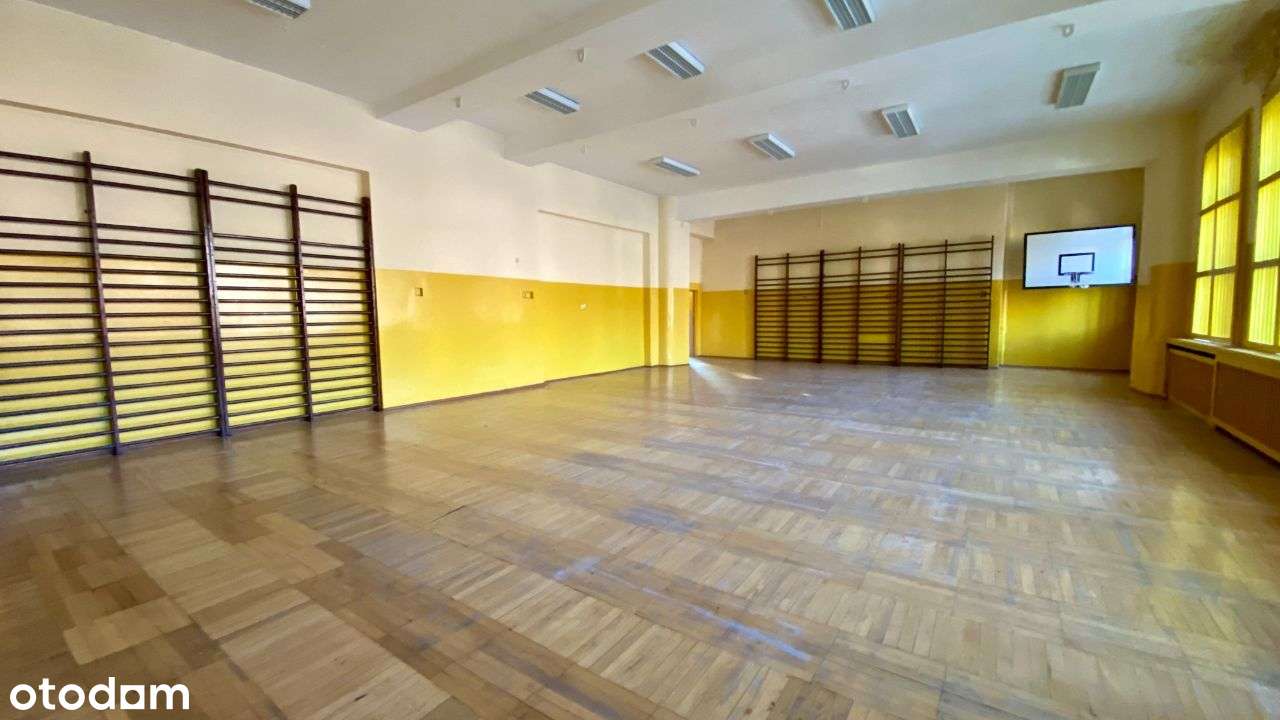 Nieruchomość idealna na szkołę, przychodnię, apartamenty-9