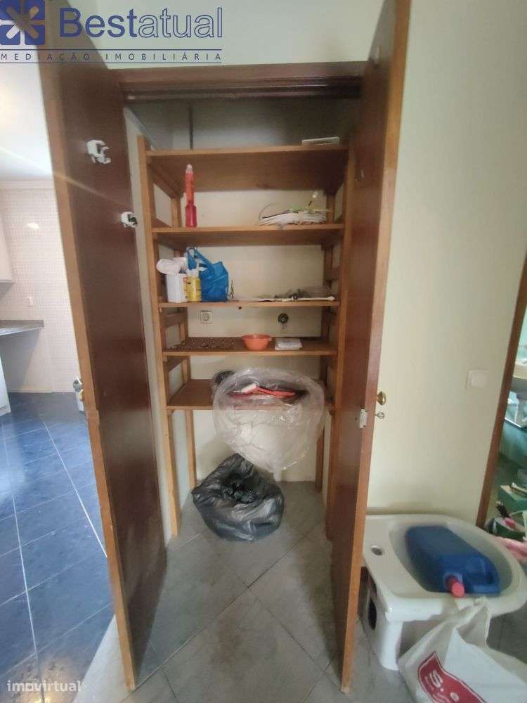 Apartamento T3 C/Varanda - A 2 minutos do Centro de Famalicão - Grande imagem: 5/23
