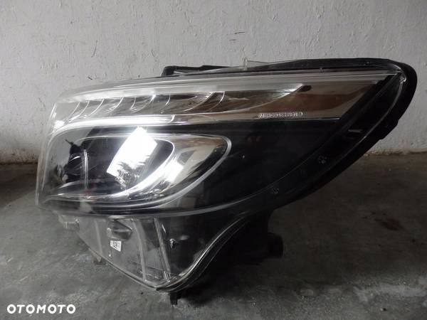 LAMPA LED LEWY PRZÓD MERCEDES V-KLASA LIFT W447 - 3