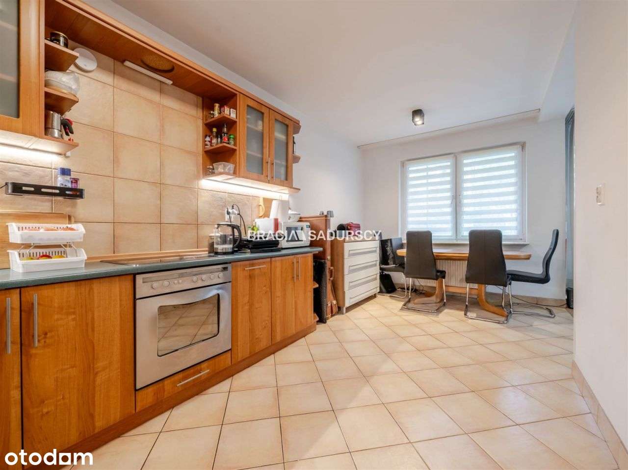 Sprzedam, duża kuchnia, 2-pok z balkonem-6