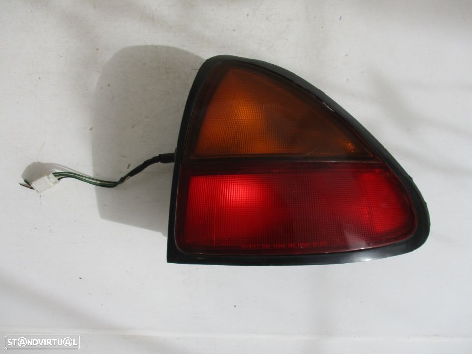 Farol Farolim Mazda 323F 3 portas Direito - 1