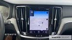 Volvo V60 Cross Country - 24