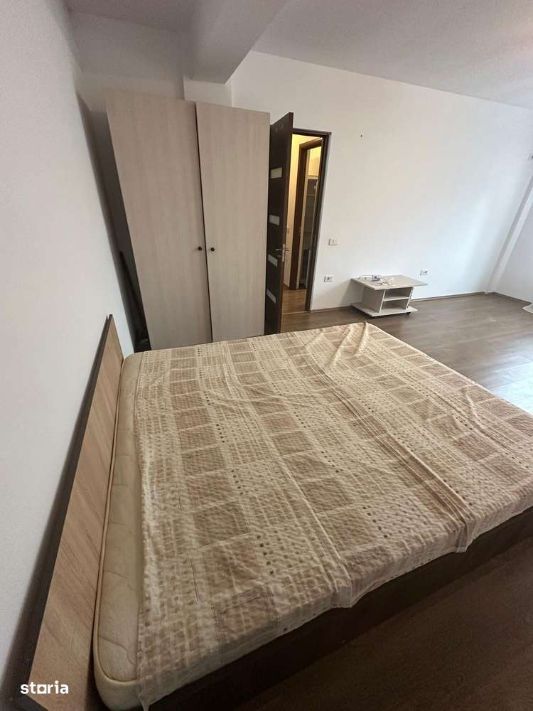 Oltenitei Garsoniera gata de mutare 34 MP - Imagine principală: 5/11