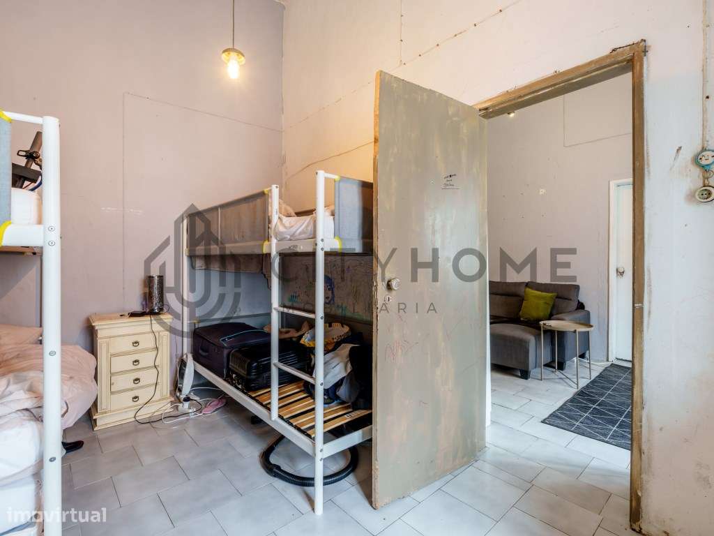 Moradia T2 com quintal no centro de Lagoa-10