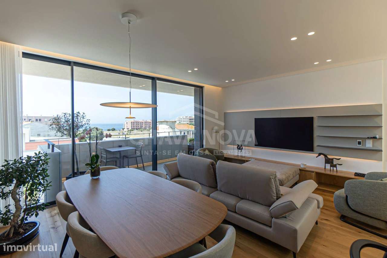 T3, Último Piso, com Varanda de 25 m² e Garagem - Grande imagem: 4/19