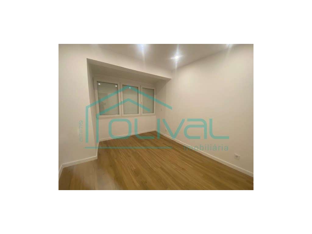 Apartamento T2 à venda em Póvoa de Santa Iria e Forte da Casa-10