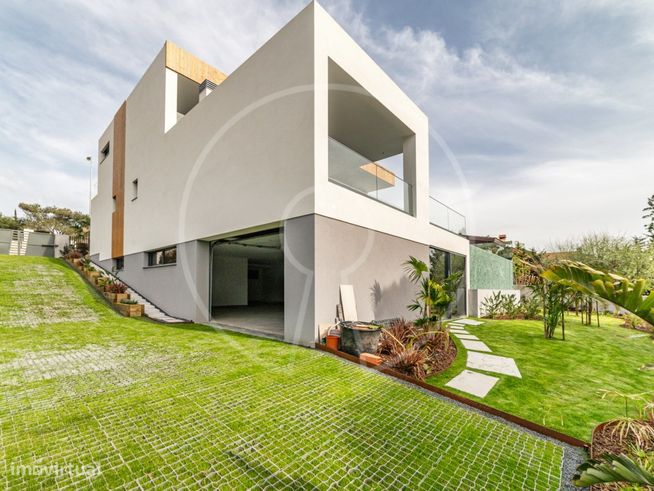 Moradia T5 com piscina em Cascais-49