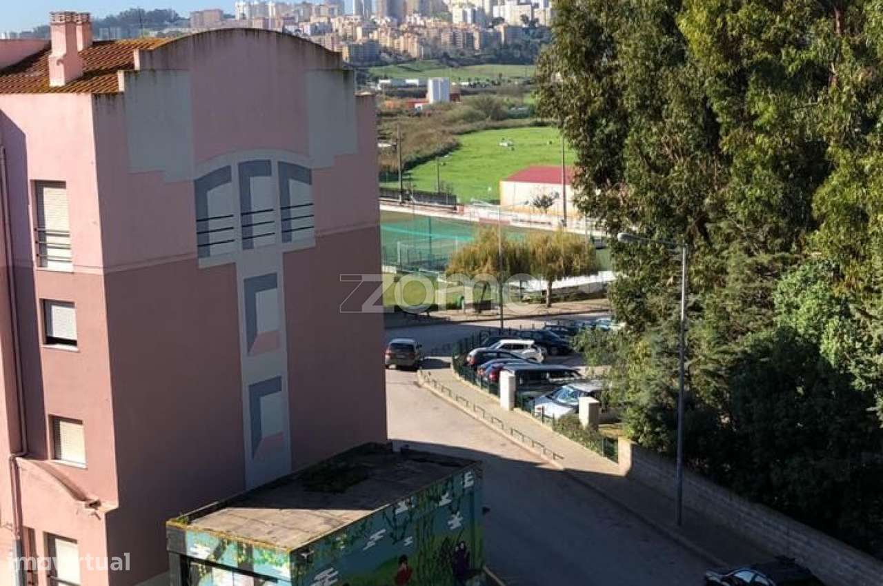 T3 Renovado em Frielas-35