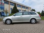 Toyota Avensis 1.8 VVT-i Combi Sol - 4