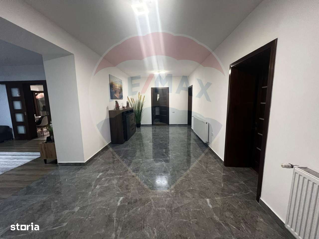 Casă noua 3 camere Lux Sofronea 1080 mp teren - Imagine principală: 3/13