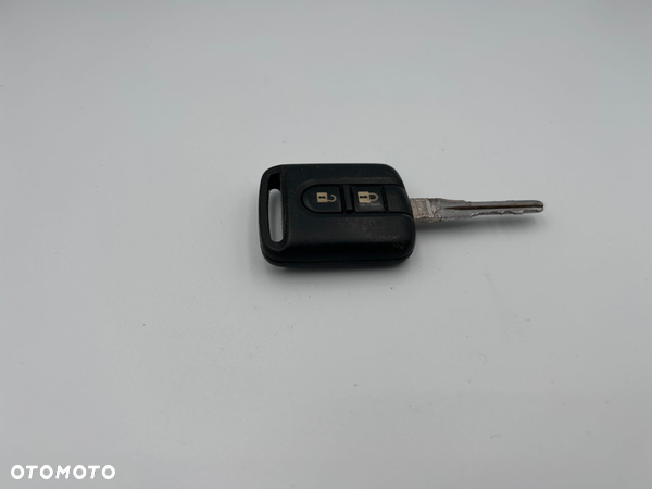 KLUCZ KLUCZYK PILOT NISSAN MICRA K12 ALMERA NAVARA 5WK4876/818 PCF7946 - 5