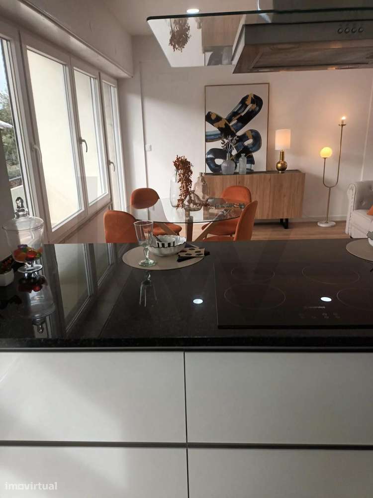 T3 Totalmente Remodelado com Varanda e Vista para Monsanto – Benfica, - Grande imagem: 4/19