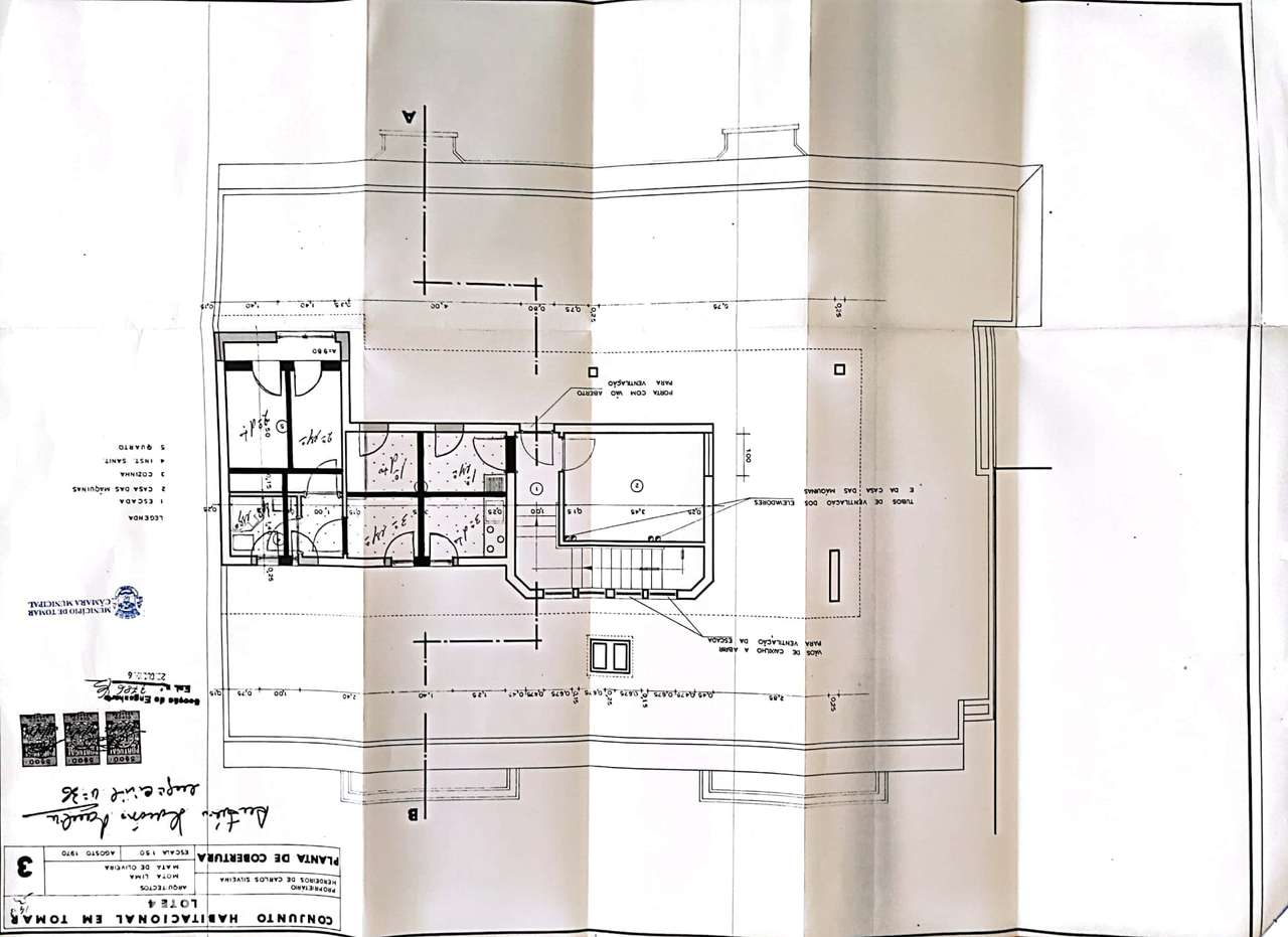 Apartamento T4 Remodelado no Centro de Tomar-20