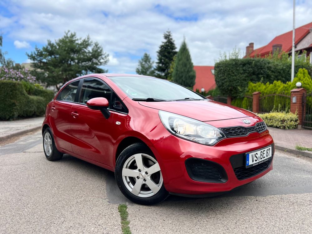 Kia Rio III (2011-) 1.4 Edition 7 2012