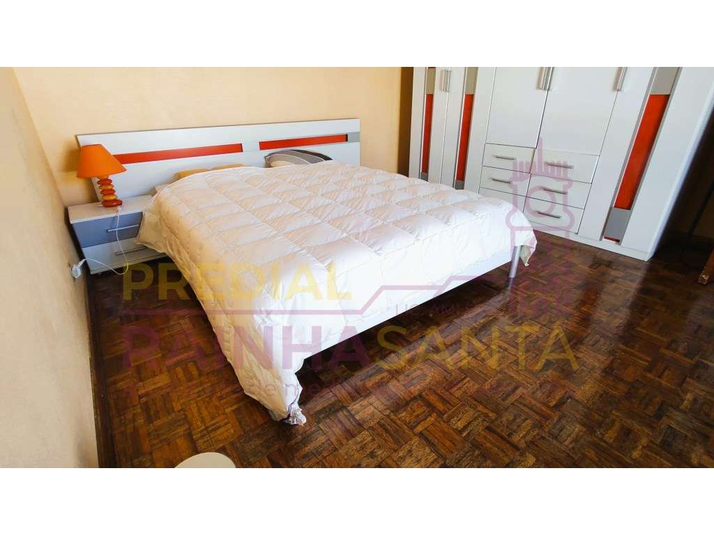 Moradia M4+1+garagem e sótão. Cidade da Guarda - Grande imagem: 4/21