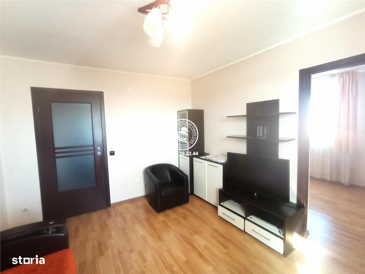 Apartament 2 camere de vanzare, fara risc seismic, zona Podu Ros!