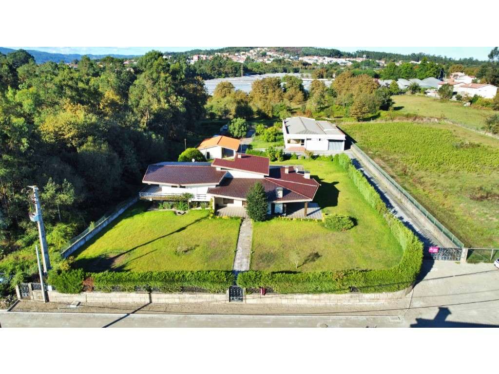 Armazém + habitação T5 com piscina - Grande imagem: 2/45